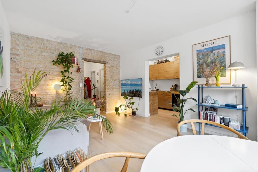 Great Central Walking Distance To Metro Appartement *